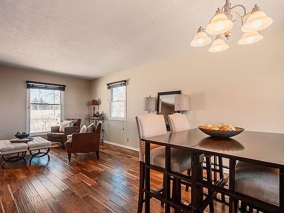 5th image of 8405 NW Beaver Dr