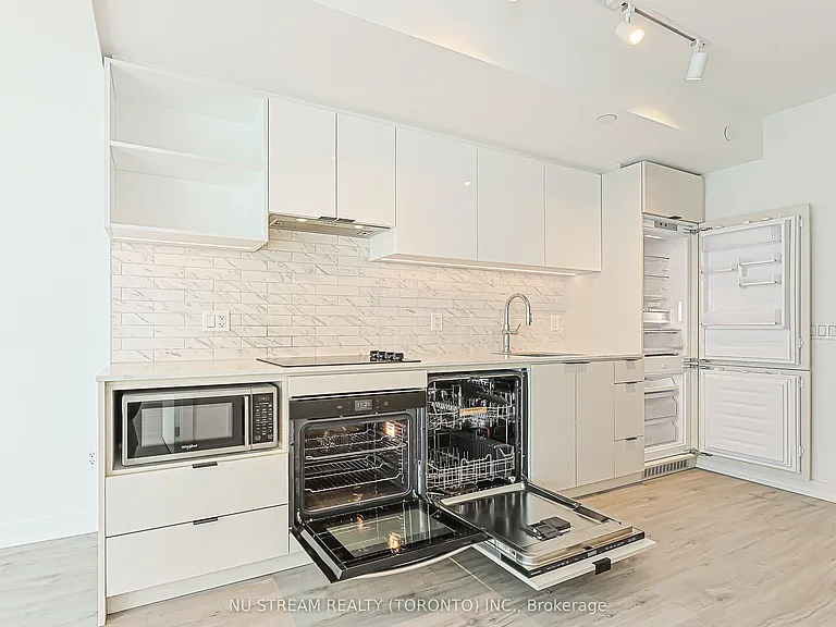 252 Church St #4708 — Photo 12