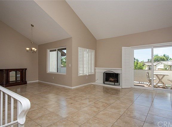 2nd image of 4715 E Via La Paloma