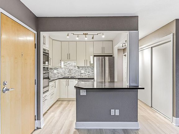 4th image of 1700 Four Oaks Rd APT 331