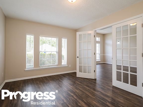 5th image of 313 Turtle Dove Dr