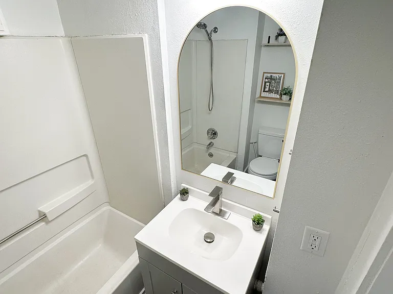 2600 Kingman Blvd #21 — Photo 18