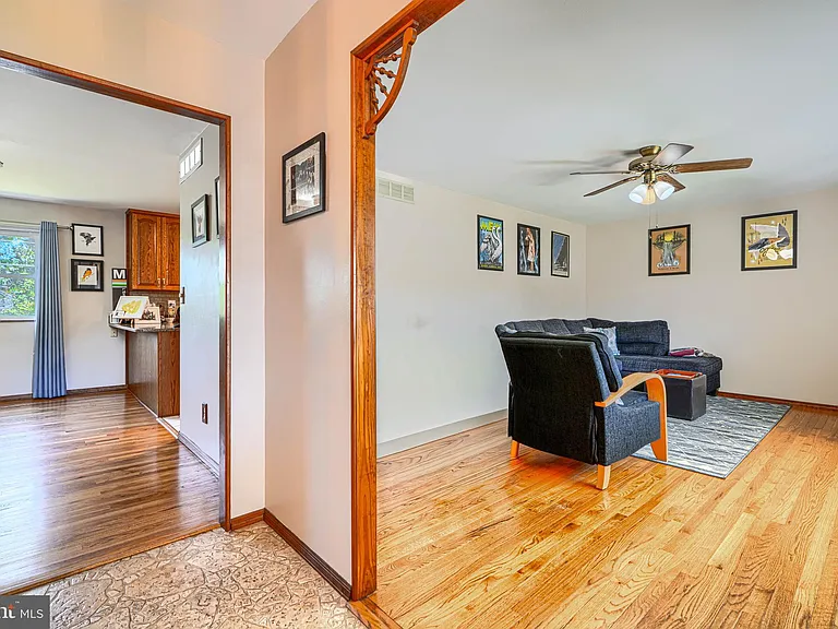 280 Mackintosh Dr — Photo 45