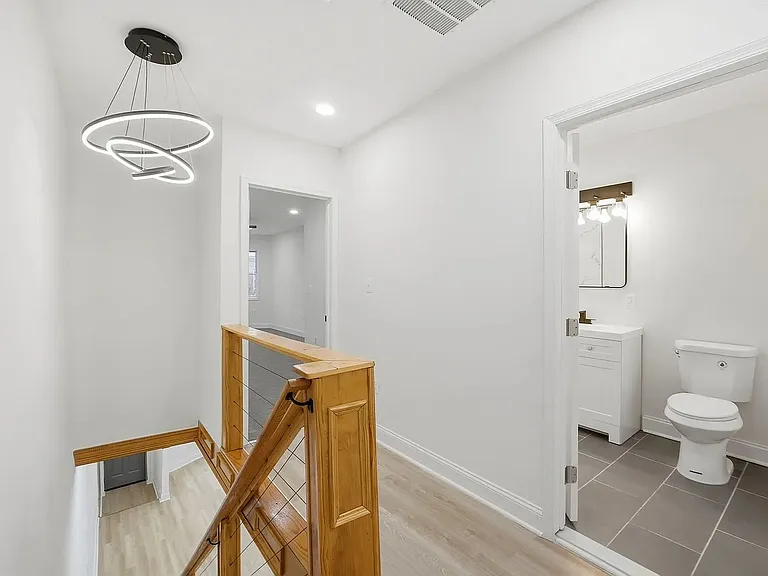 744 N Patterson Park Ave — Photo 2