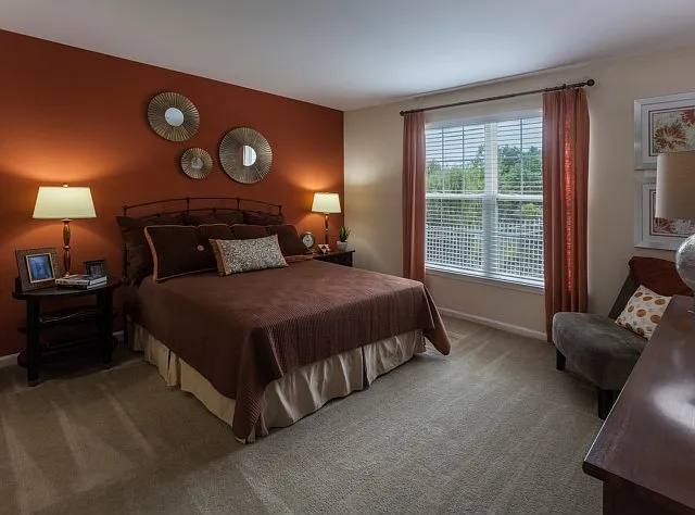 Walnut Crossing Apartments — Photo 11