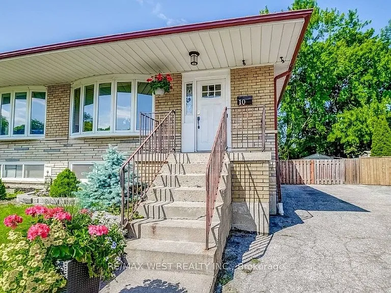 10 Rima Ct — Photo 1