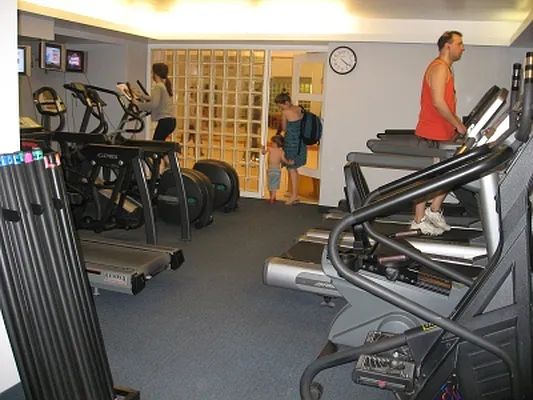 Rented by Citi Habitats | media 34