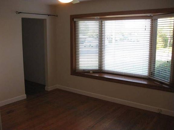 Master Bedroom Bay Window