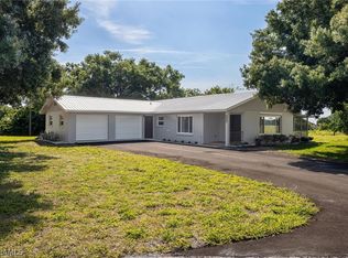 1453 River Rd, Moore Haven, FL 33471