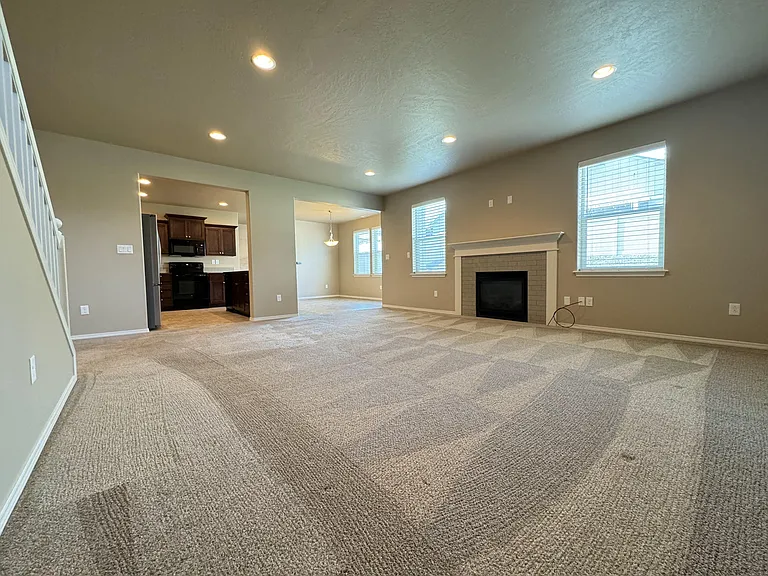 2925 Cashmere Dr — Photo 6