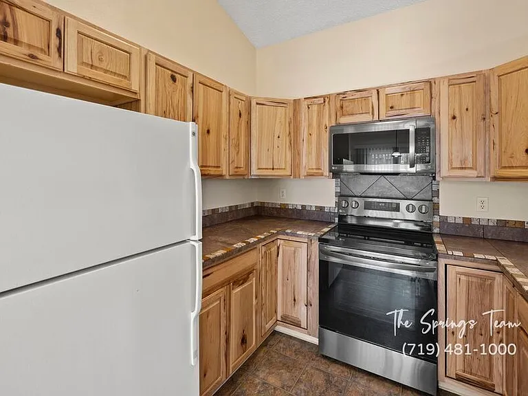 6460 Mohican Dr — Photo 22