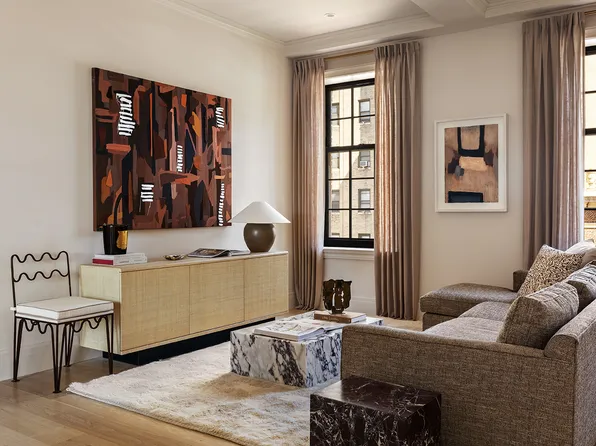 118 West 13th Street image 7 of 29