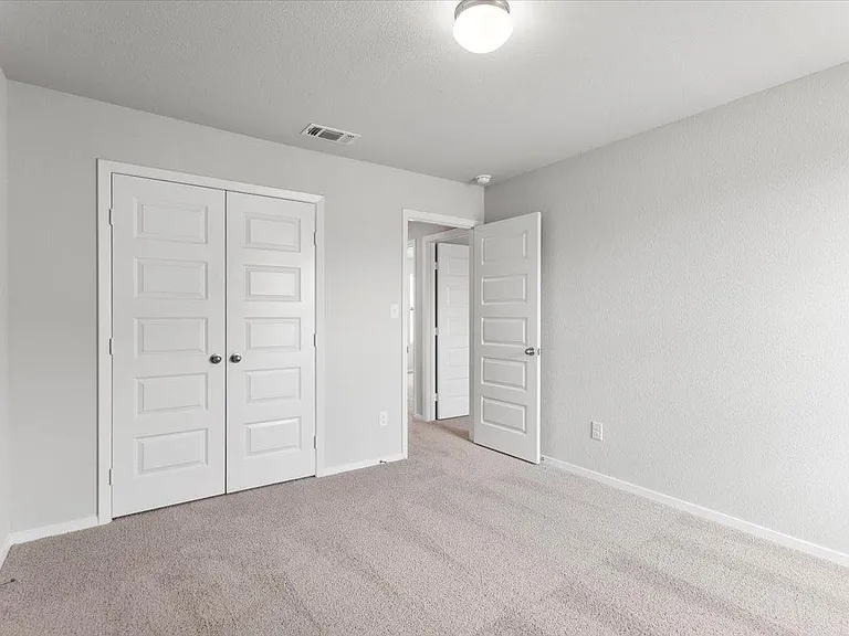 13300 Riding Dr — Photo 32