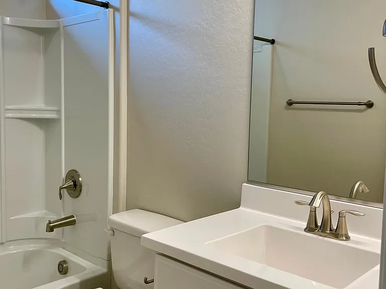 17427 W Andora St — Photo 14