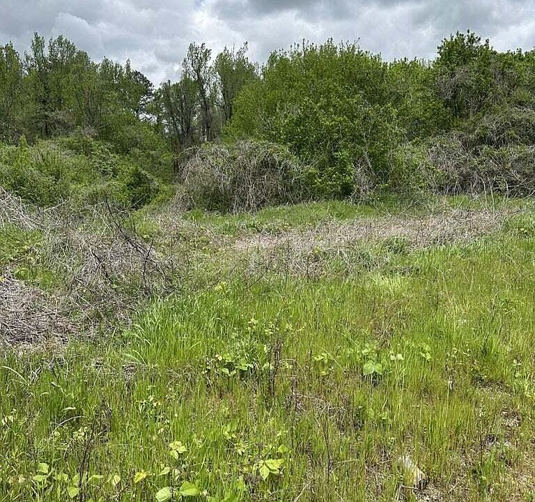 1st image of 8 Acres Hwy #22
