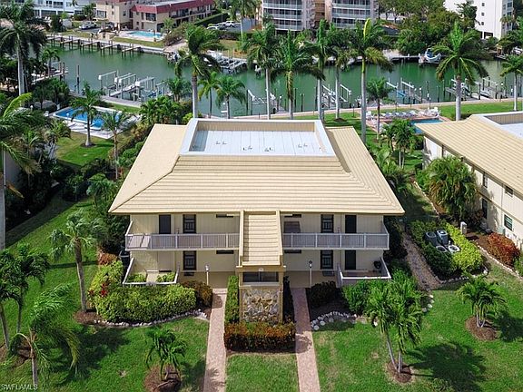3rd image of 902 Panama Ct #1-4
