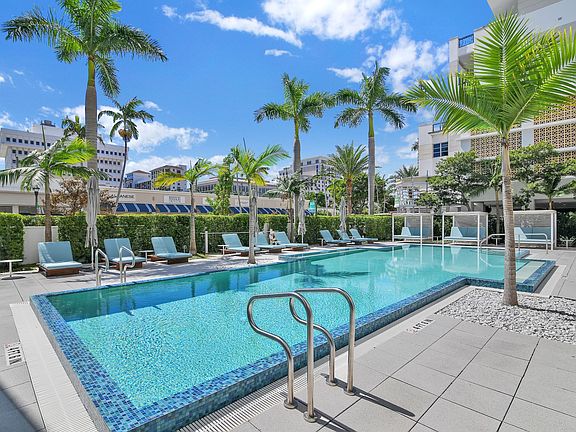 4th image of 155 E Boca Raton Rd #822