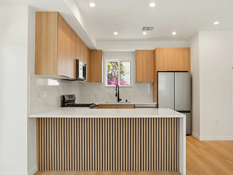 1840 Stoner Ave #1/2 — Photo 3
