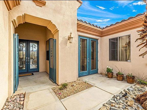 2nd image of 74100 Kokopelli Cir