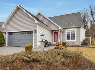 82 Lenox Dr, Glastonbury, CT 06033