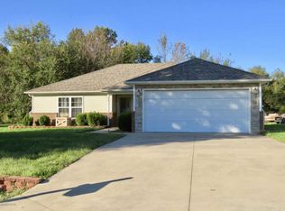 1043 Millruss Pl, Oronogo, MO 64855