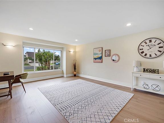 3rd image of 8082 Janeen Cir