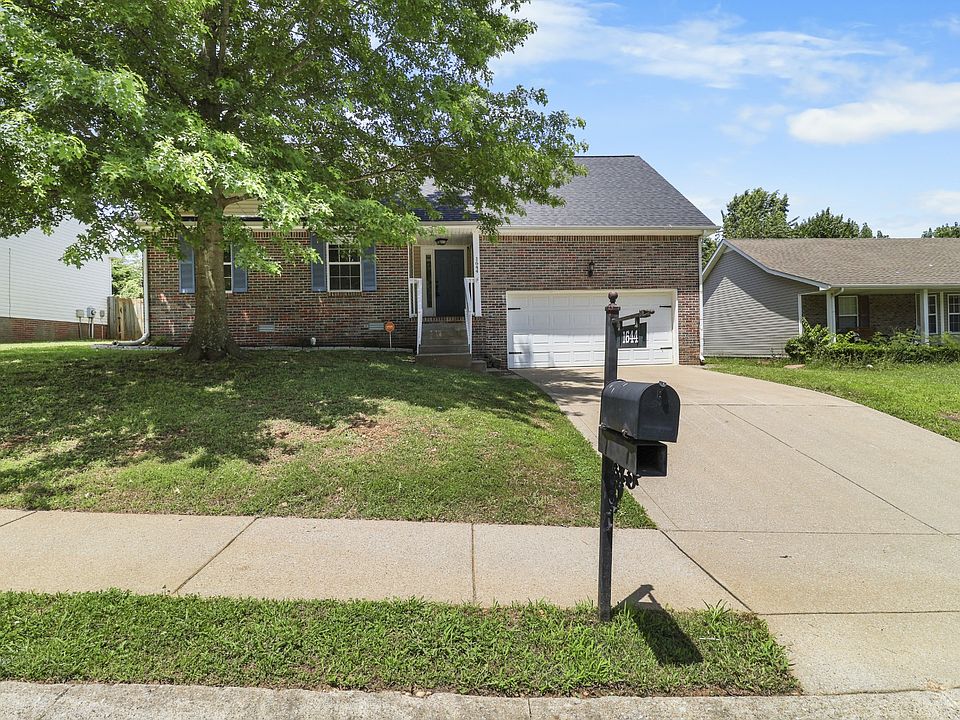 1st image of 1644 Cedar Springs Cir