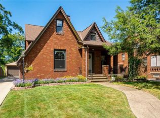 17202 Woodbury Ave, Cleveland, OH