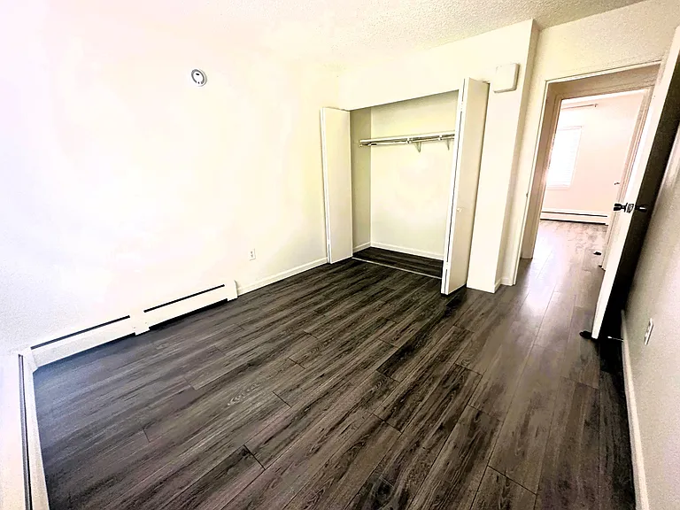 2811 Riverside Dr — Photo 11