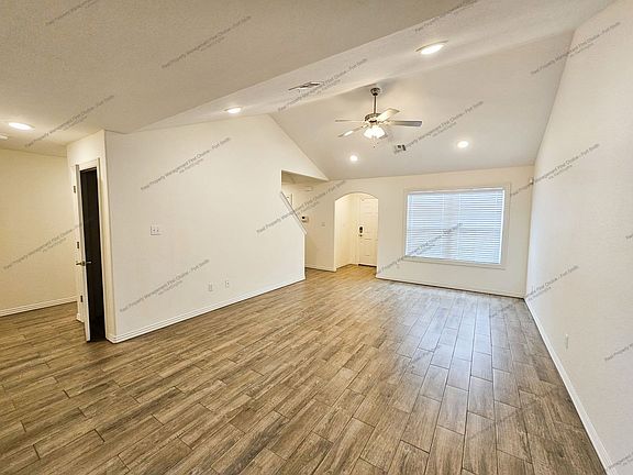 3rd image of 6614 Leightyn Ln