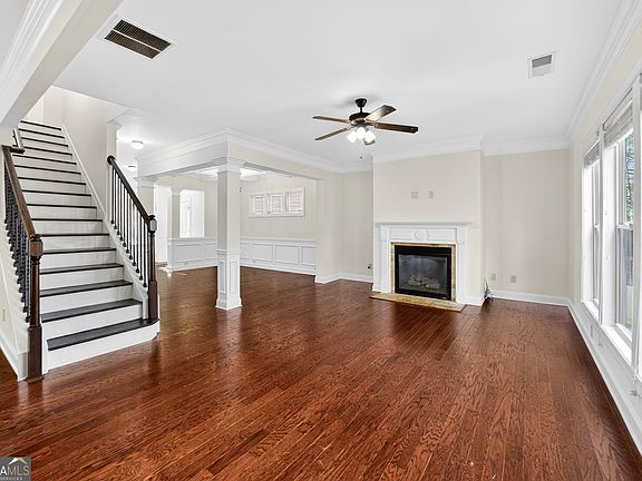 4th image of 269 Privet Cir