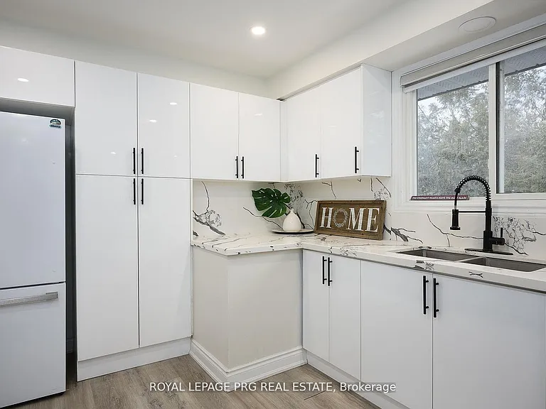263 Cook St — Photo 8