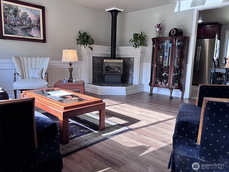 3rd image of 12531 48th Drive SE