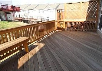 3rd image of 18467 Wide Meadow Sq
