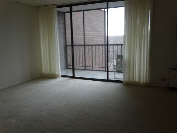 3rd image of 11 W Green St