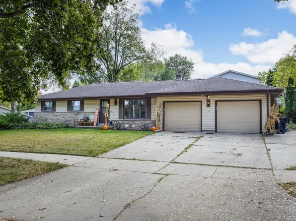 2219 Elizabeth Street, Janesville, WI 53548