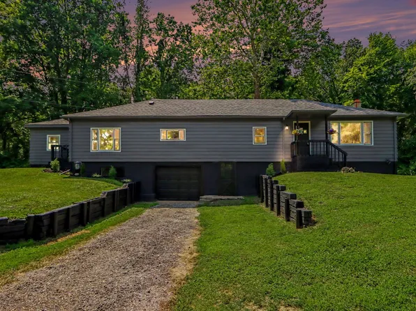 15068 Millard Rd, Three Rivers, MI 49093