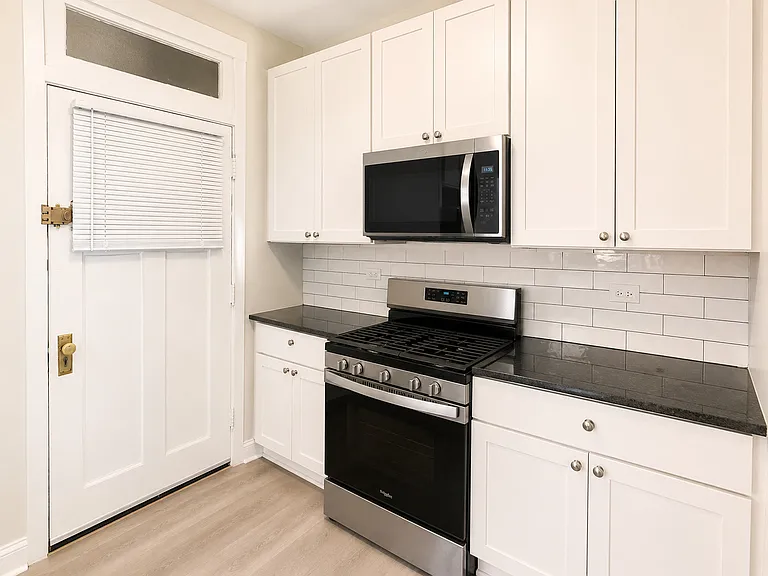 739 Hinman Ave #1W — Photo 6