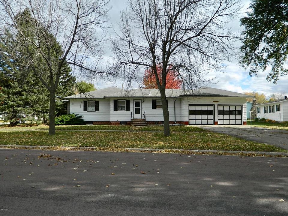 1st image of 102 Thomas Ave