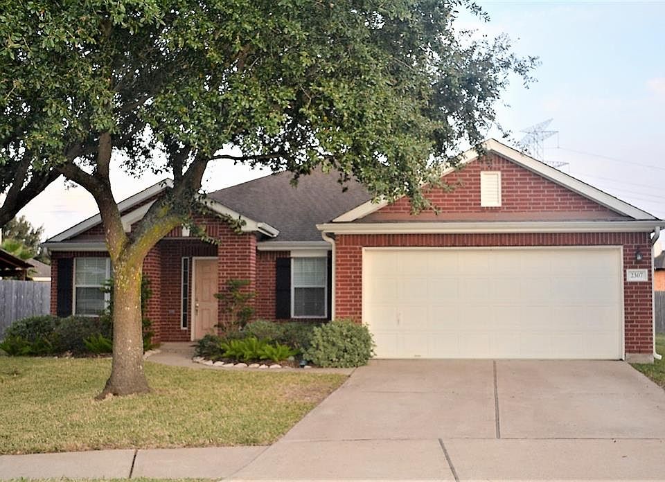 1st image of 2307 Channelwood Ln