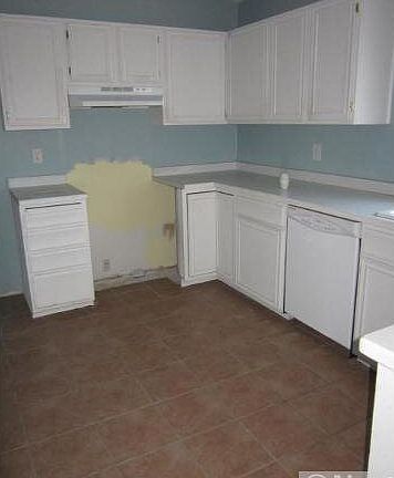 2nd image of 1005 E 144th Street