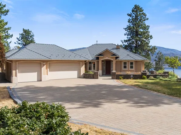 6455 Vernon Ave, Peachland, BC V0H 1X8