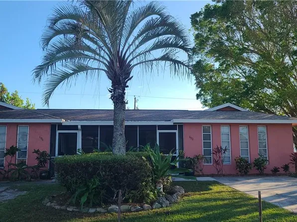 602 111th Ave N, Naples, FL 34108