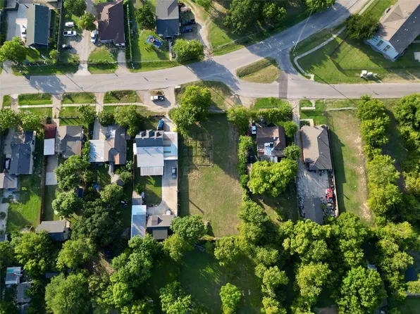 3348 E Overton Rd, Dallas, TX 75216