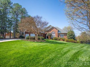 110 Buckthorn Ct, Mooresville, NC 28115