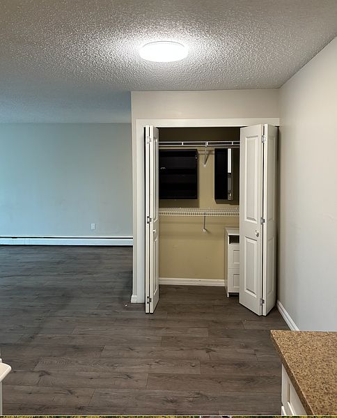 Richmond Apartment for rent - 2 Bedrooms — photo 4