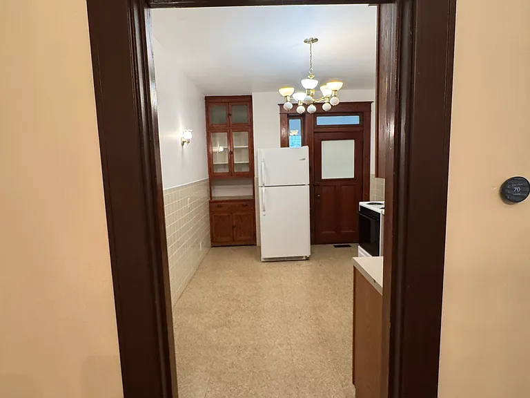 5011 Goethe Ave #B — Photo 10