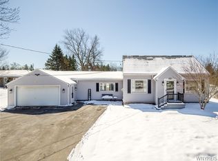 12037 Genesee St, Alden, NY 14004