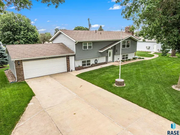 3800 S Ellis Rd, Sioux Falls, SD 57106