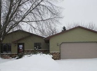 1600 N McIntosh Dr, Appleton, WI 54914